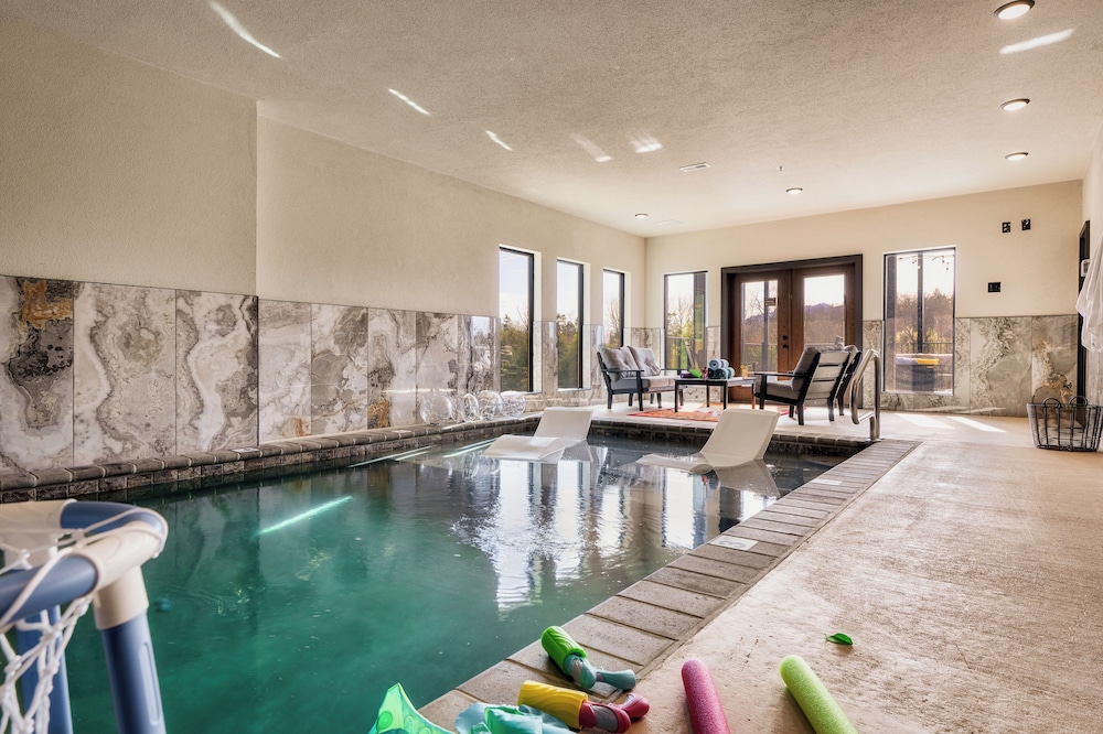 Smith Creek Reserve Luxury Cabins