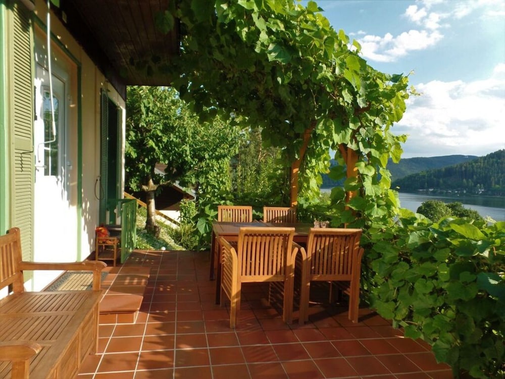Holiday Home Lake View