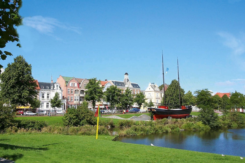 Wohnung in Cuxhaven mit Einem Gemeinsamen Pool