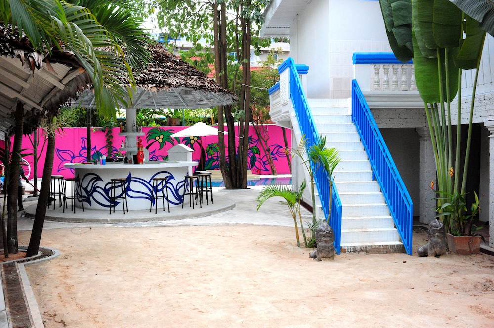 Kafu Hostel & Pool