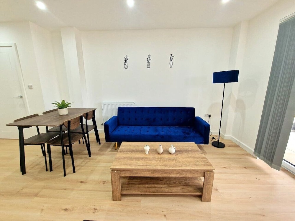 FlexiLux Stays - Luxury New Apt. L1B134