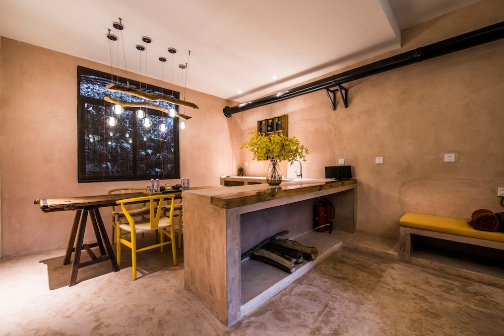 Go Native Downtown House Ningbo