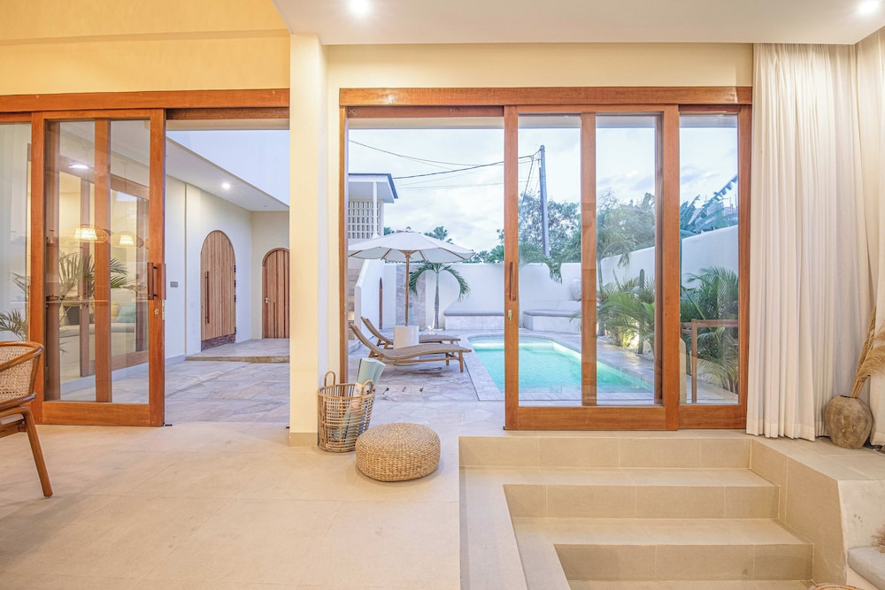 Luxury 4BR Villa With Private Pool in Canggu