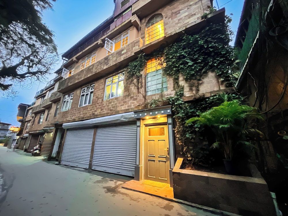 Mount Thistle Boutique Hotel