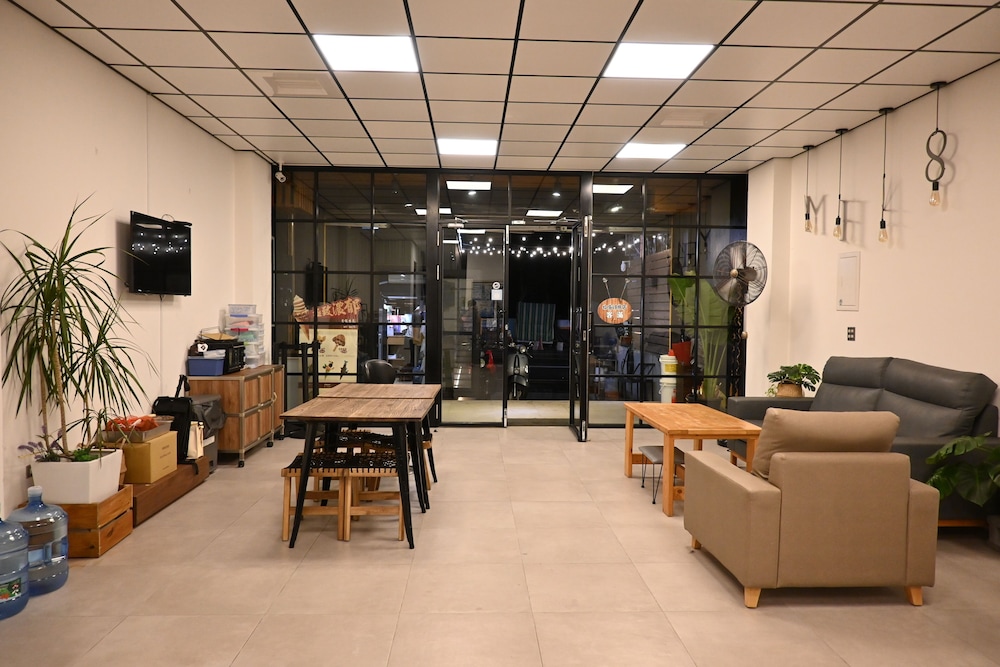 MH48 Hotel