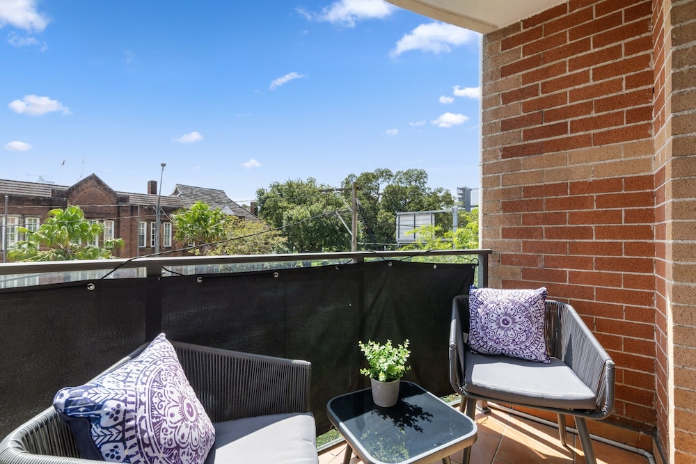 Elegant City Retreat Close to Sydney's CBD