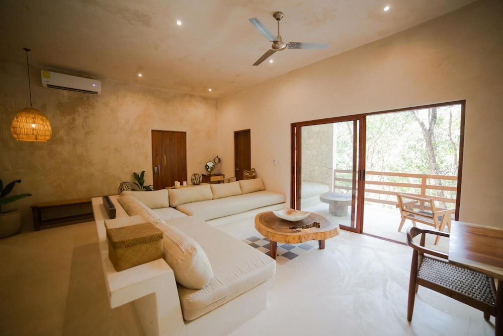 Tanaah - Luxury Apartment - Holistika view 2