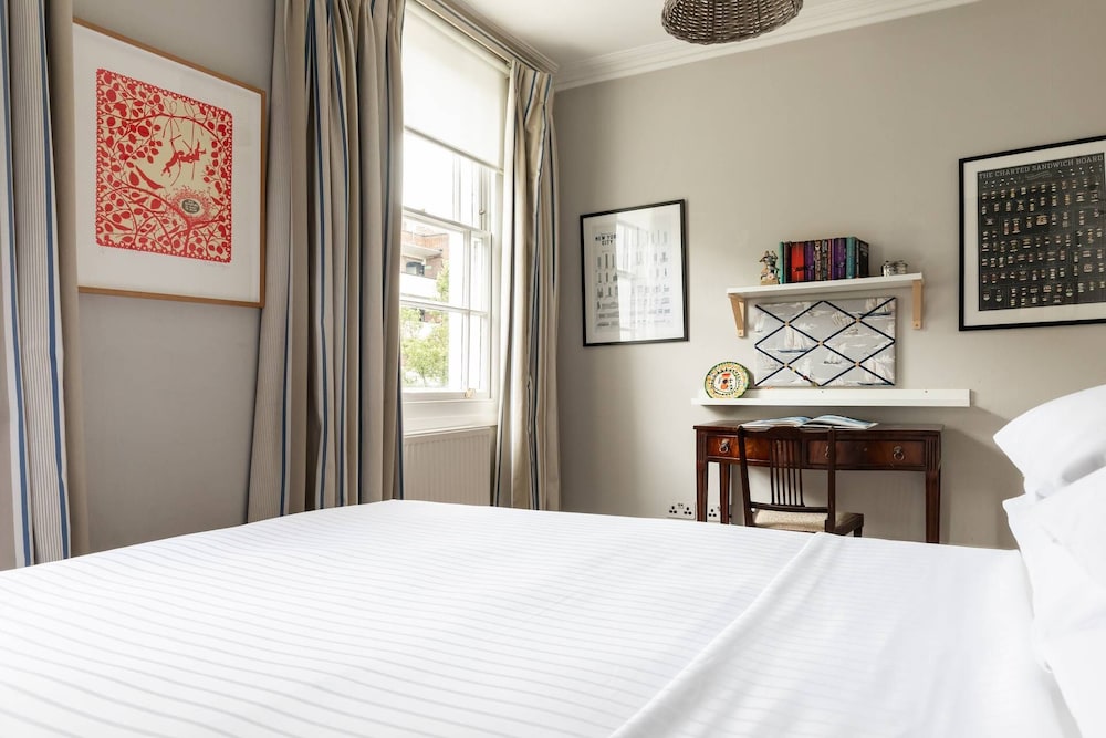 Alderney Street V by Onefinestay