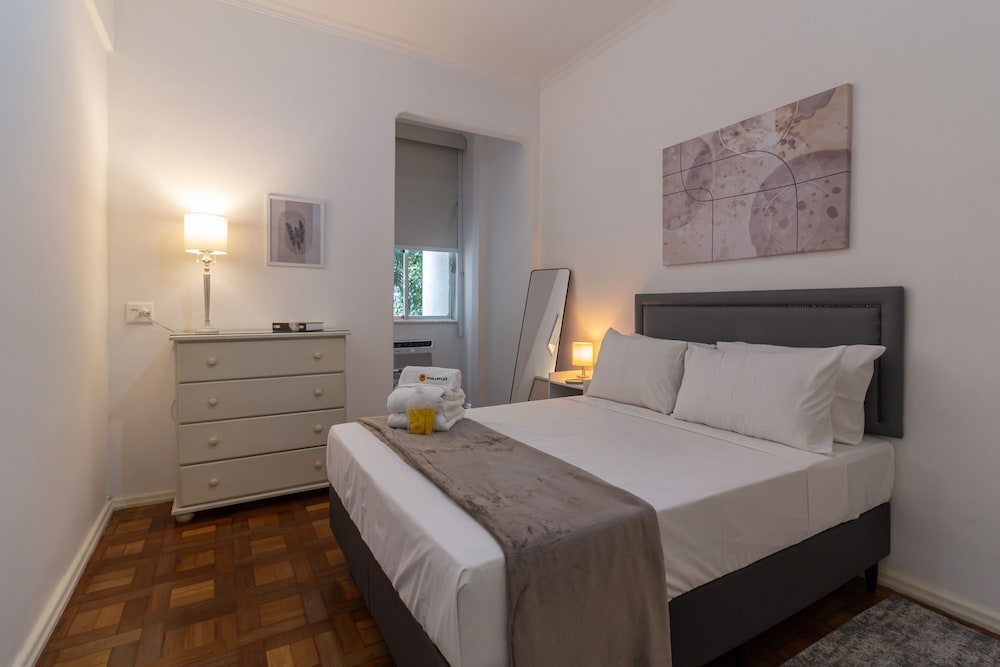 Comfort in Copacabana 9 Minutes From the Beach Cj202