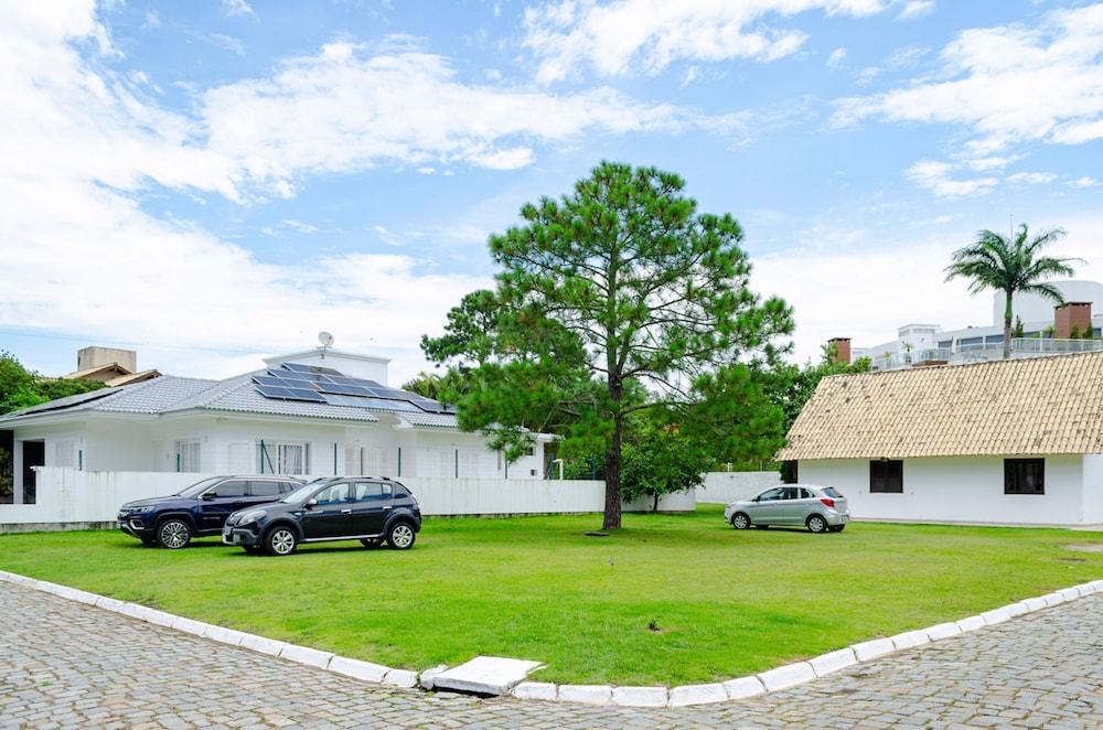 Casa em Condom nio Fechado c Wi-fi a 150m da Praia