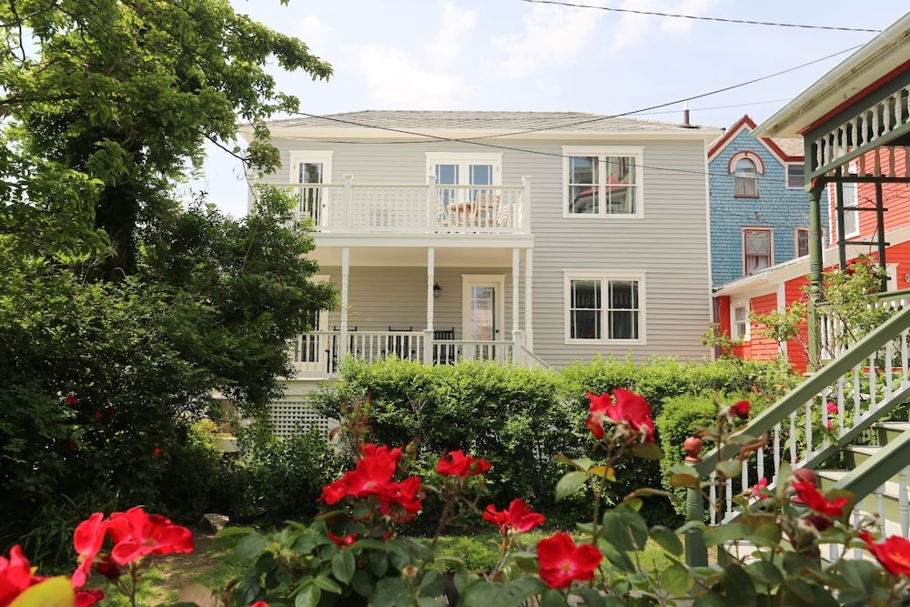 The Red Cottage