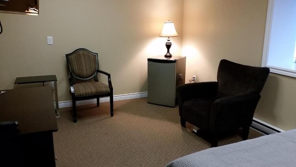 Riverview Suites