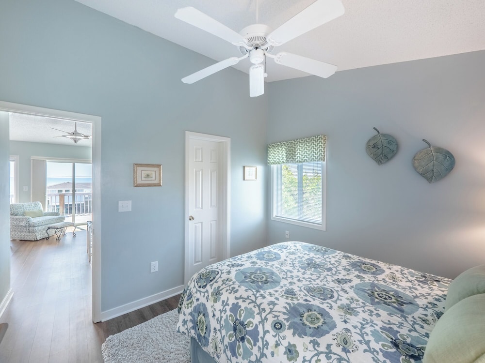 Blue Haven by Topsail Realty