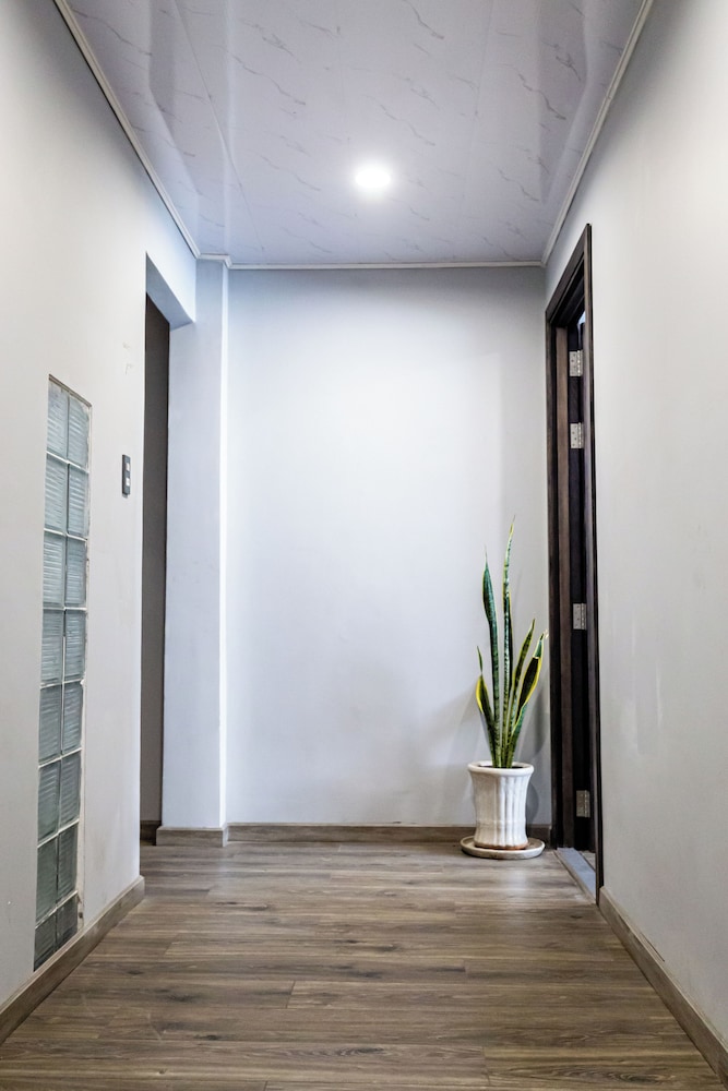 Awenasa by Livinginn