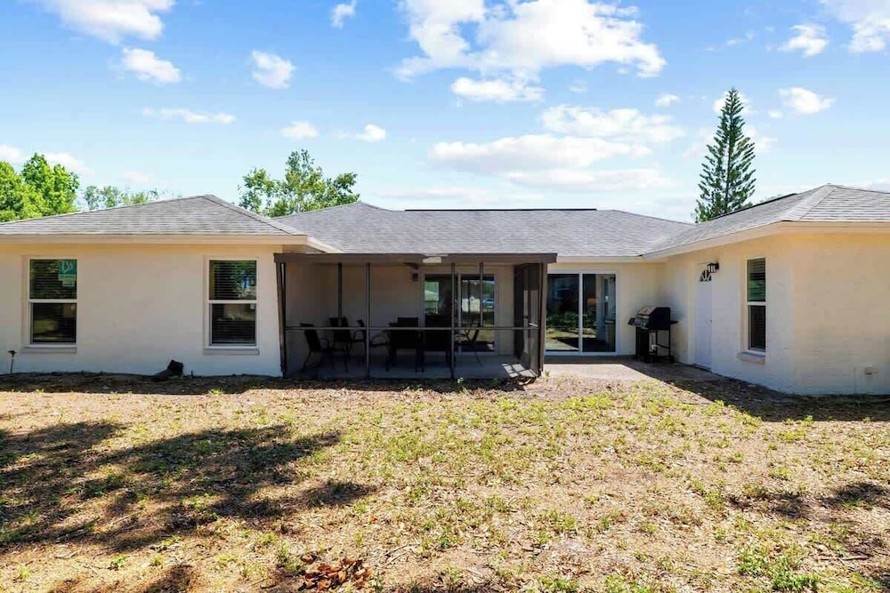 Modern 3 Bedroom, Wesley Chapel!