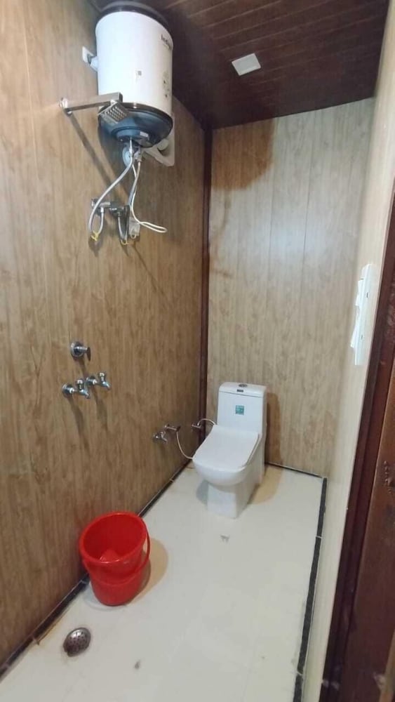Hotel Maya Residency