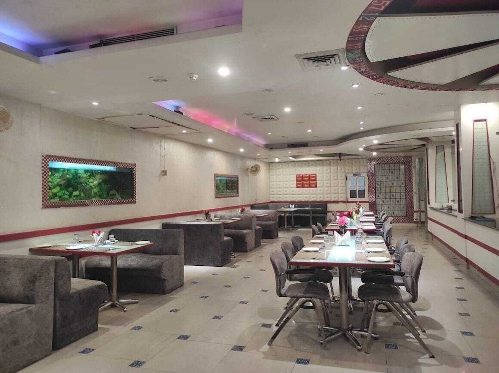 Hotel Melrose Inn