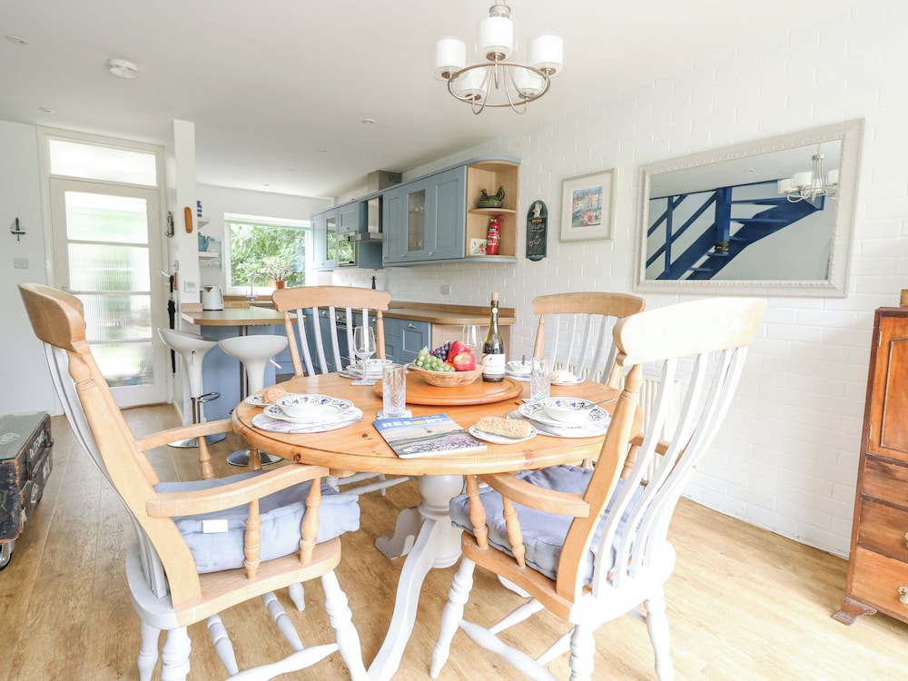 Mermaid Cottage
