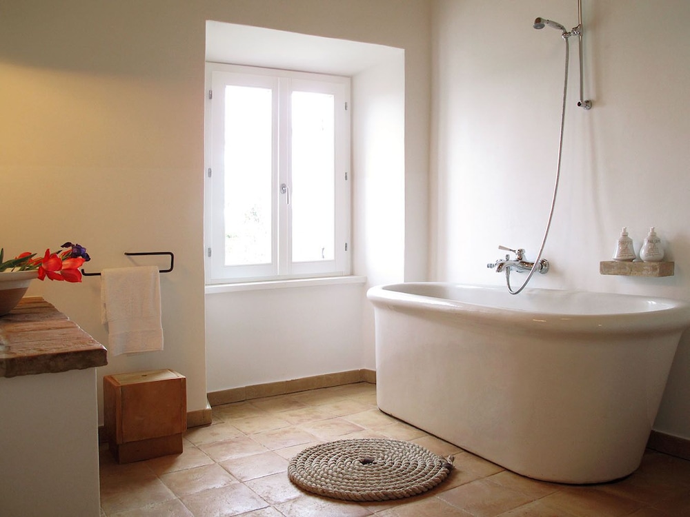 Castello di Granarola Relais – Adults Friendly