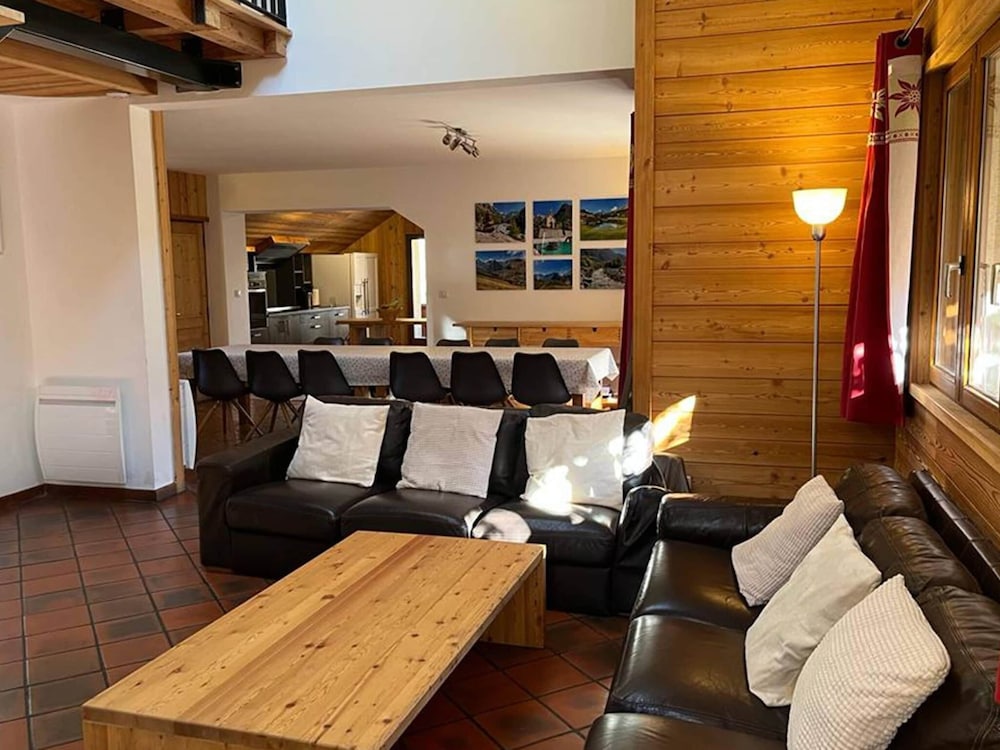 Chalet in Les Deux Alpes With Panoramic Views