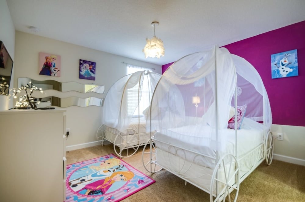 VIlla in Champions Gate Resort 1748 view 5