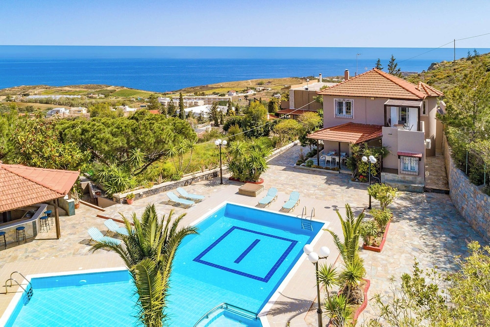 Villa Apollo Pelagia