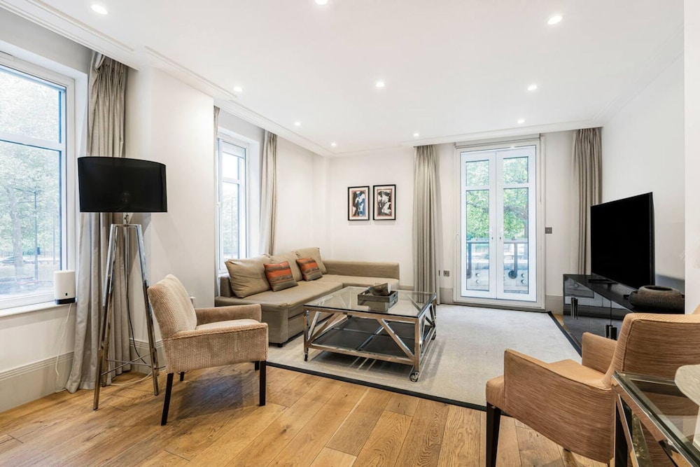 Luxury Park Lane Apartment - Opposite Hyde Park