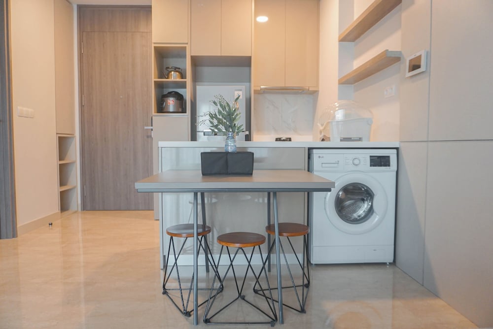 Modern Designed And Strategic 1Br Apartment Arumaya Residence