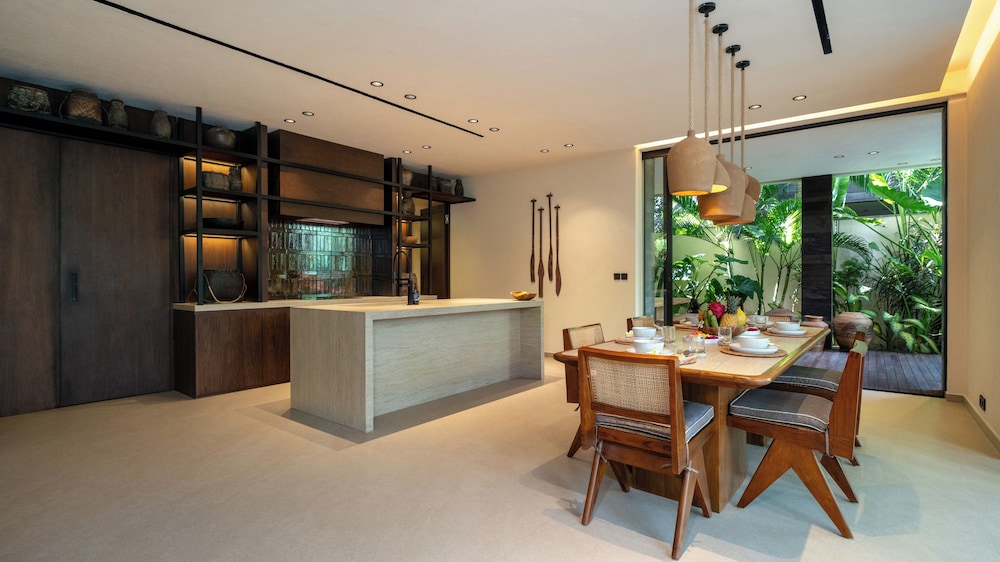 Villa Fiji by Villa Finder