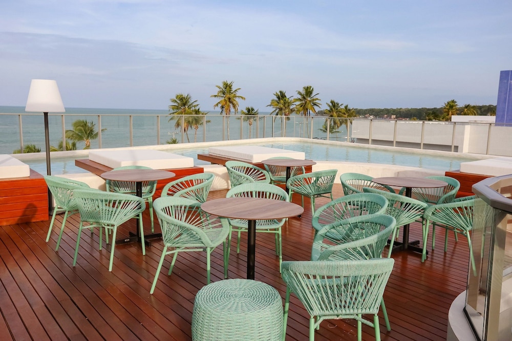 Setai Yacht Luxury - by Almare