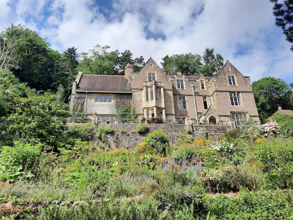 Malvern Vacations - Haslington House - Property Image 1