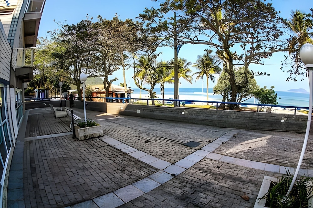 CONDOMINIO PRAIAS DO GUARUJÁ