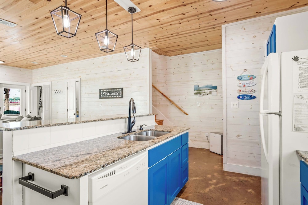 Blessed Getaway Stay for 10!