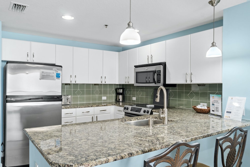 Grand Panama Beach Resort by Panhandle Getaways