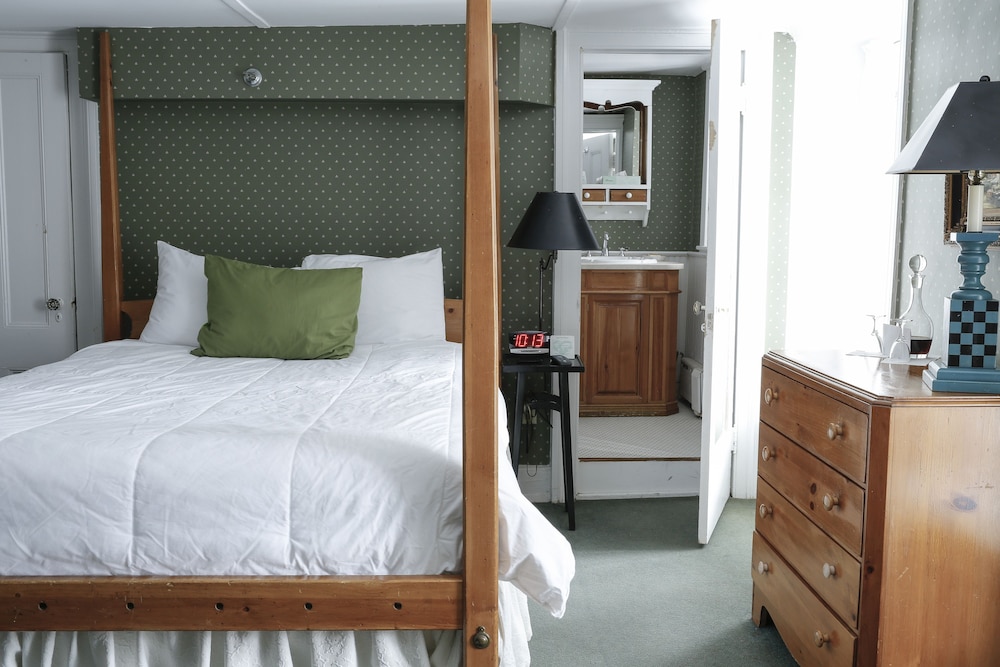 Beekman Arms and Delamater Inn