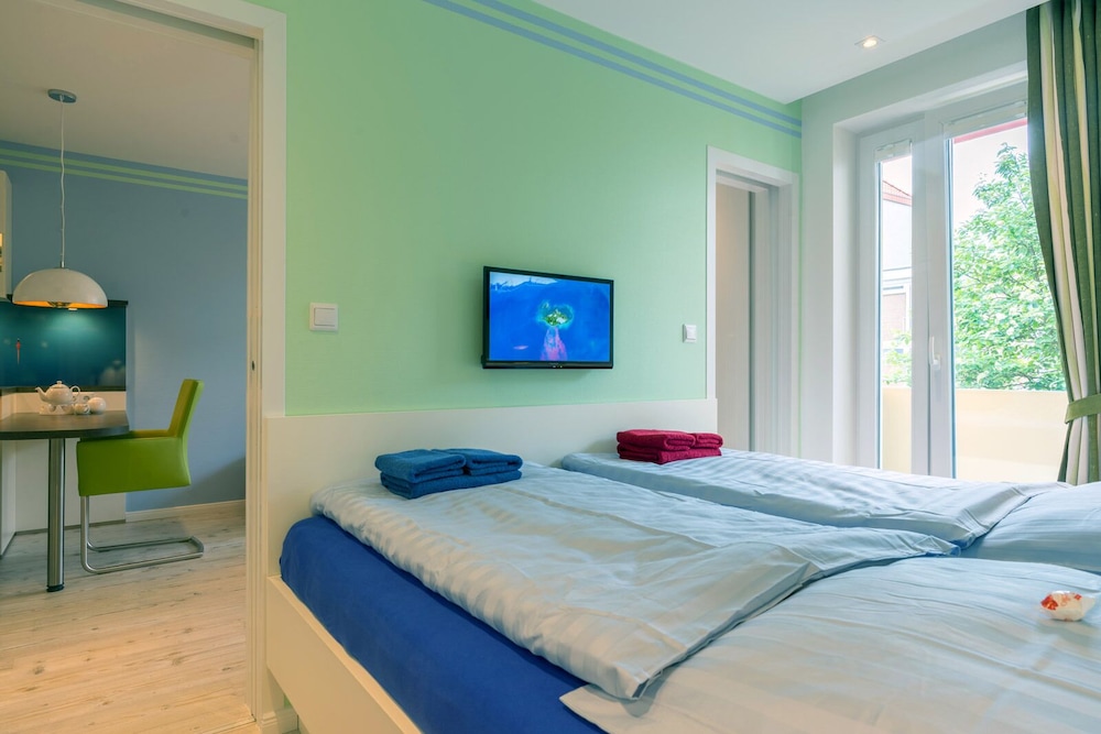 ney.land apartments
