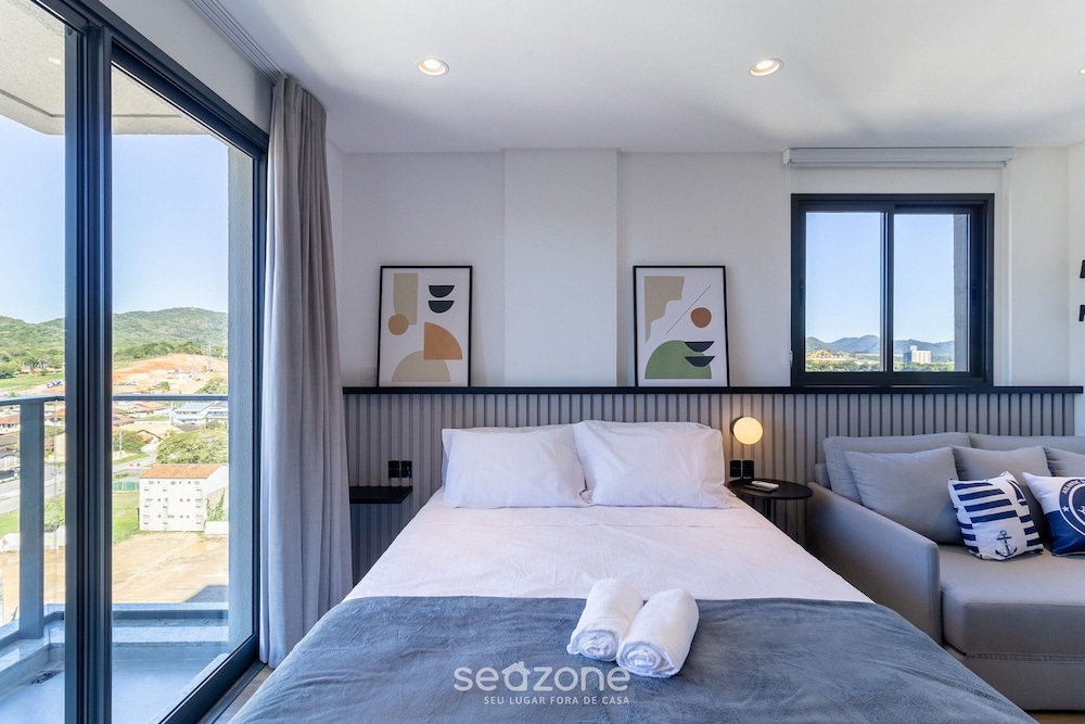 Studios in a Seaside Building, Close to Beto Carreiro at Penha Spot - Psob