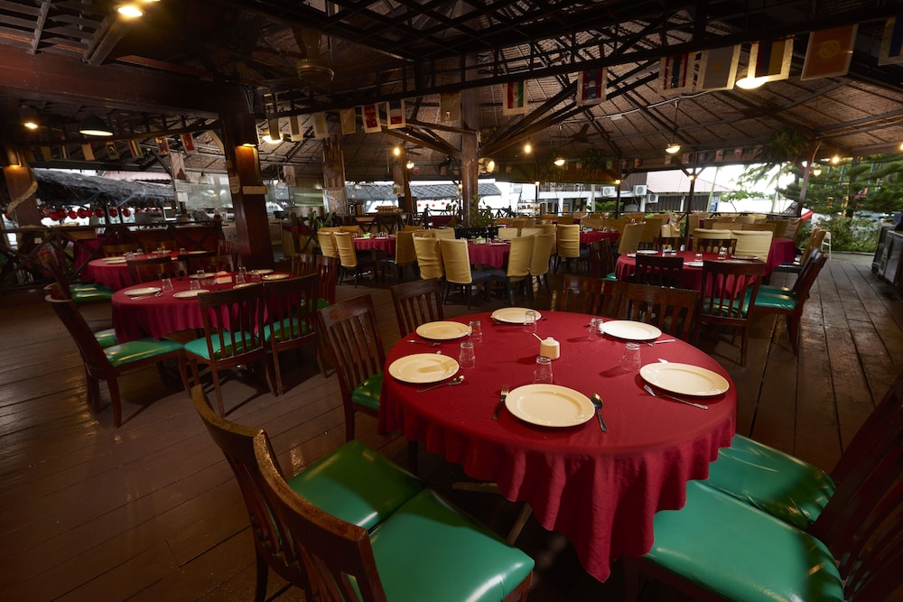 Paya Beach Spa & Dive Resort