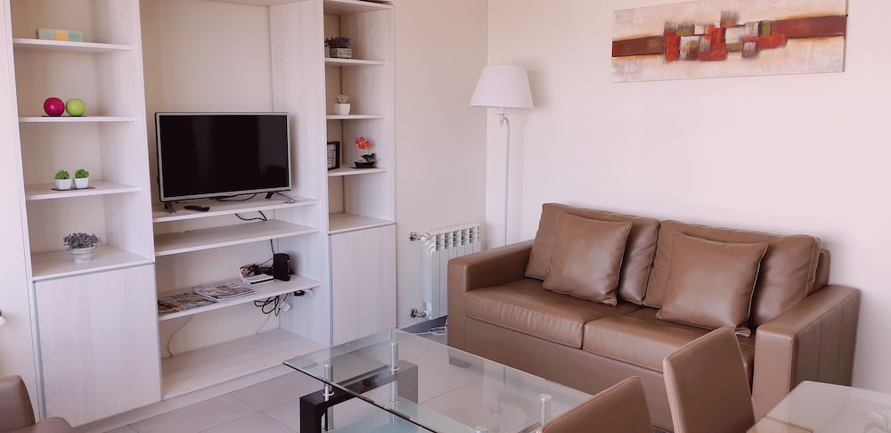 Ushuaia Flat II