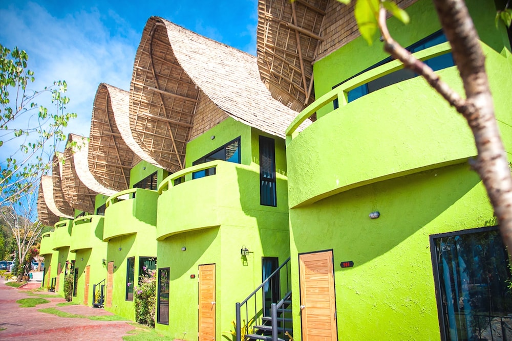 Reewa Waree Resort