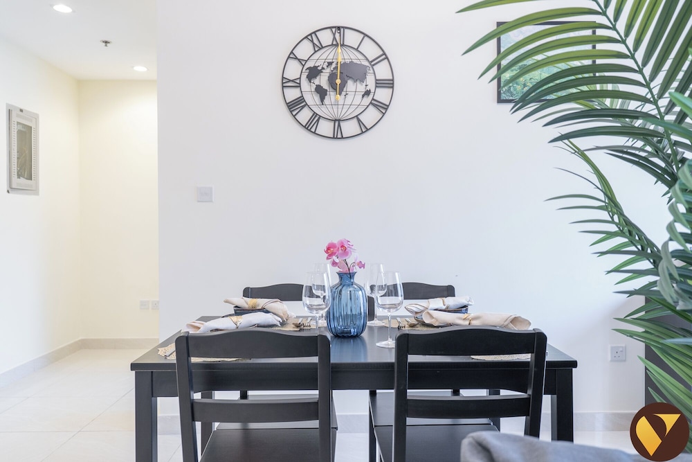 Spacious Pulse Smart Residence JVC