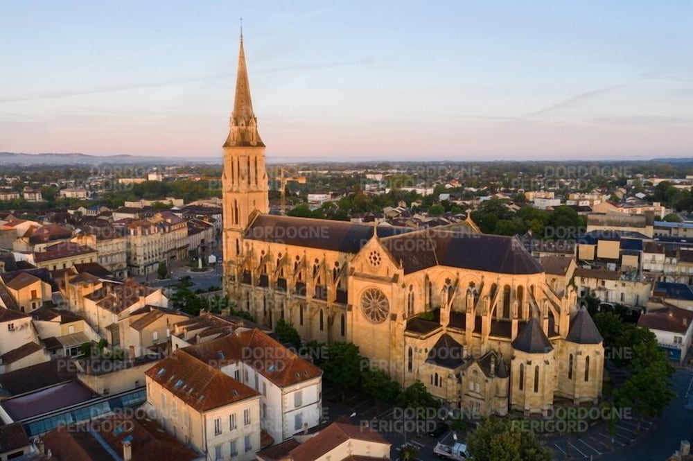 Photo 24