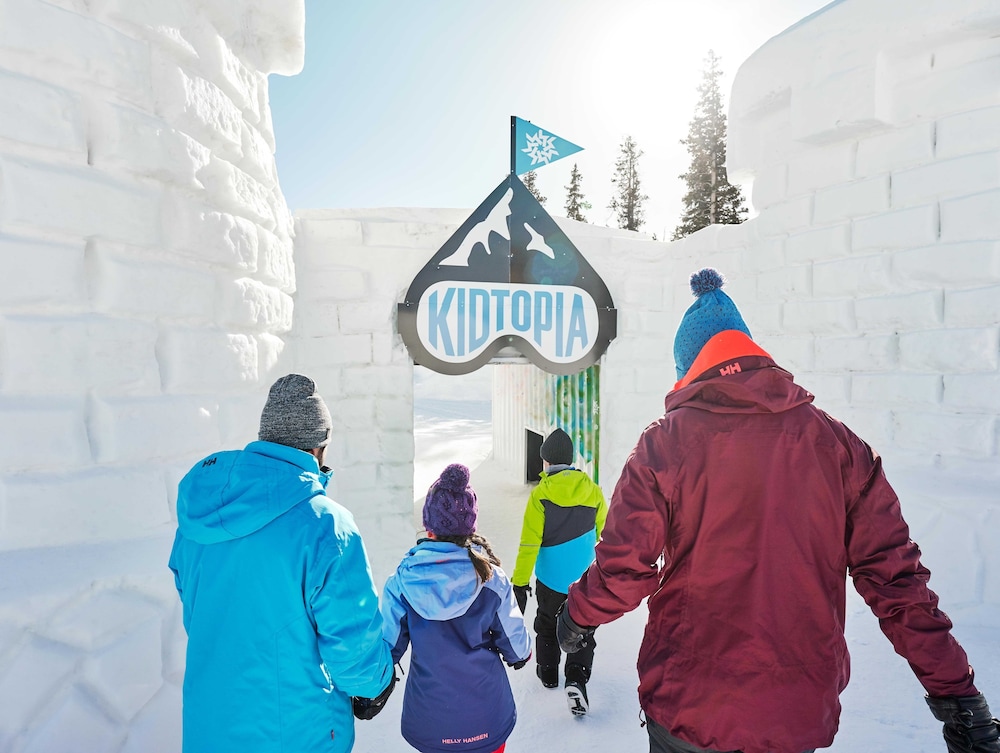 Summit County Vacations - Updated 1br Premier  At Black Bear Lodge- Kids Ski Free 1 Bedroom Condo by RedAwning - Property Image 4