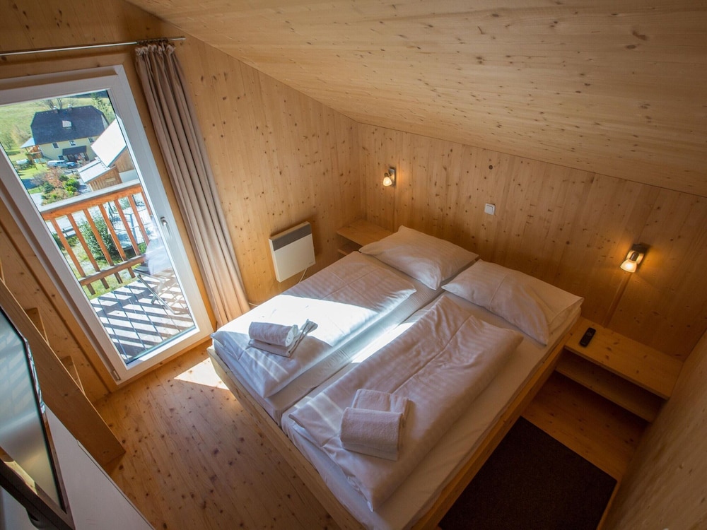 Luxury Retreat With Relaxing Bubble Bath