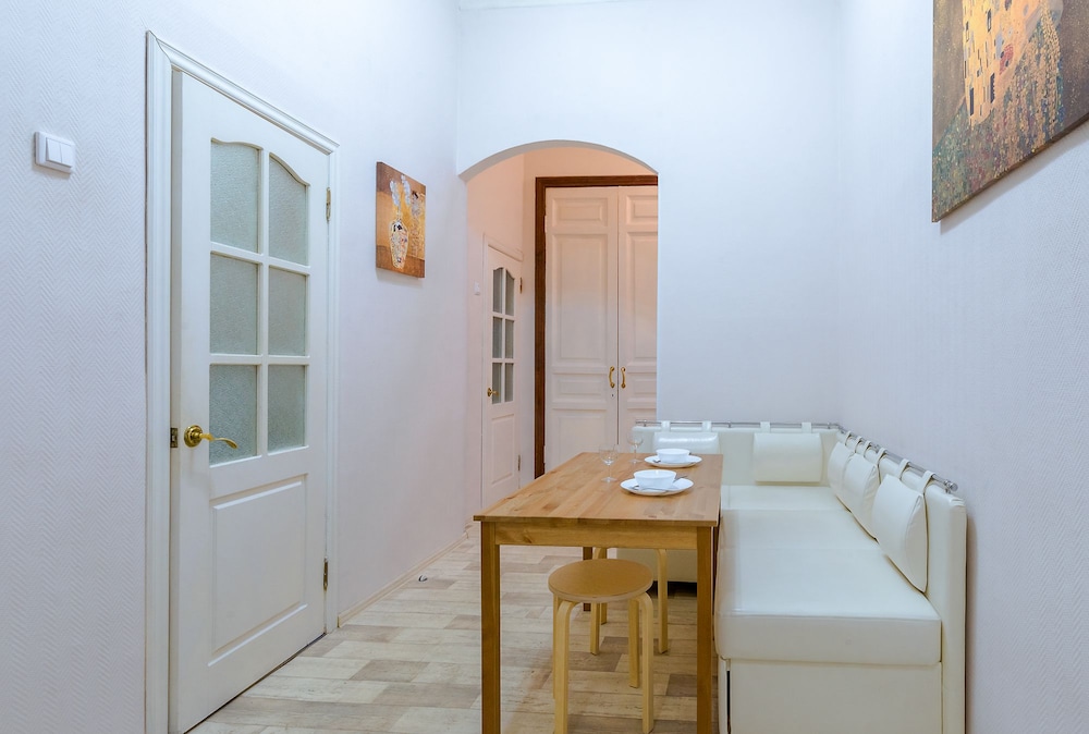 Welcome Home Apartments Nevsky 72