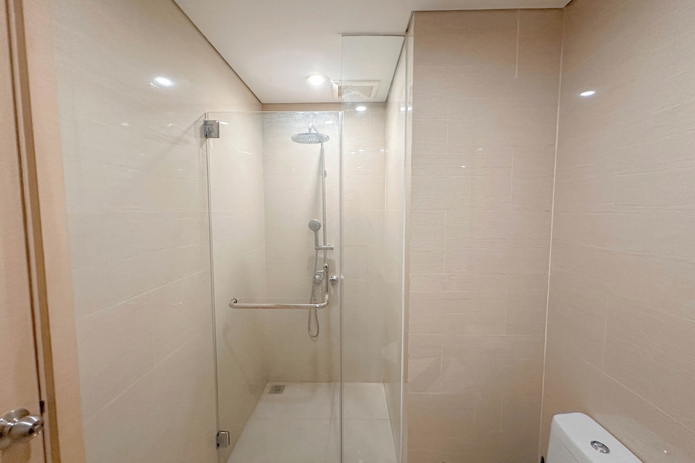 Spacious And Elegant 2Br At One East Penthouse & Residence Apartment