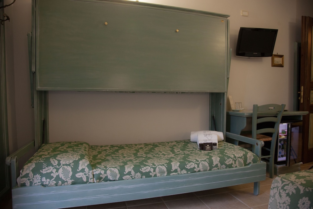 Photo 41