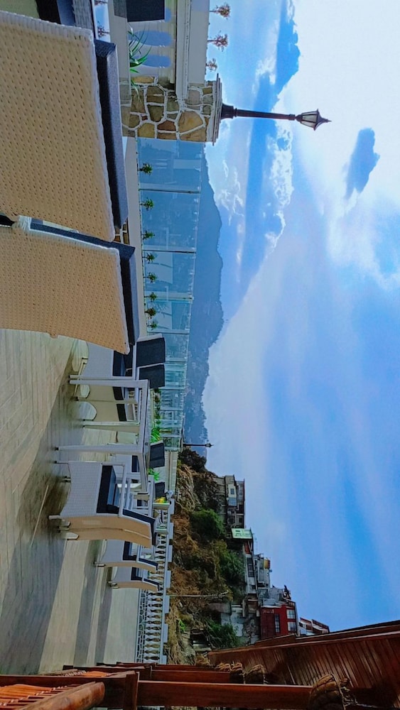 KSP Royal Valley View Hotel Mussoorie
