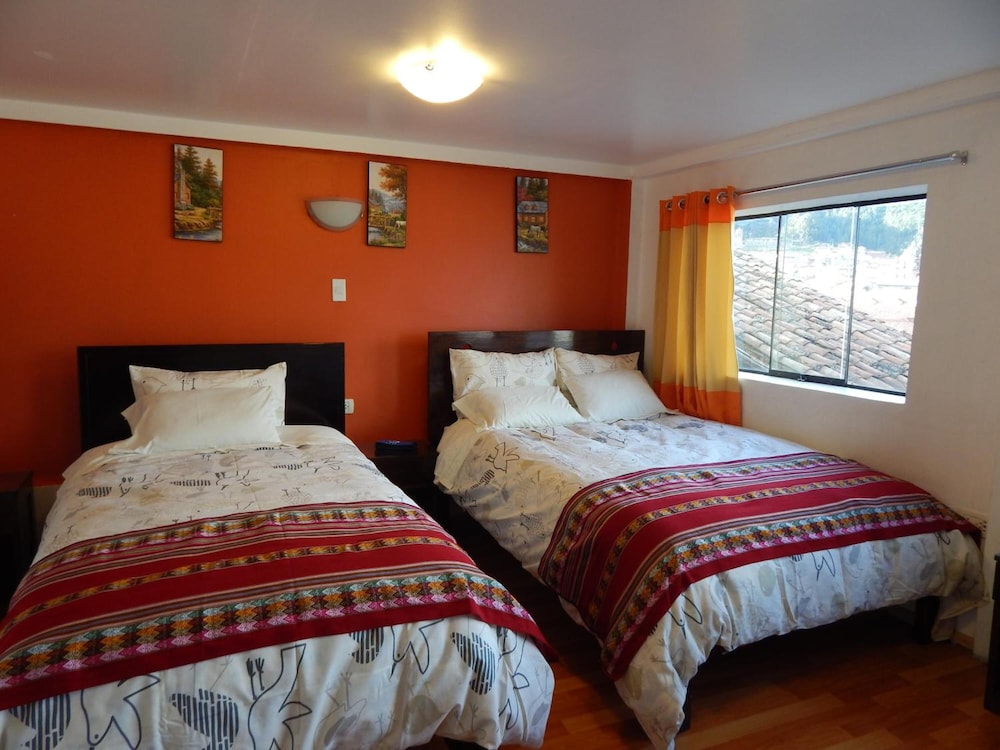 Qori punku - Hostel
