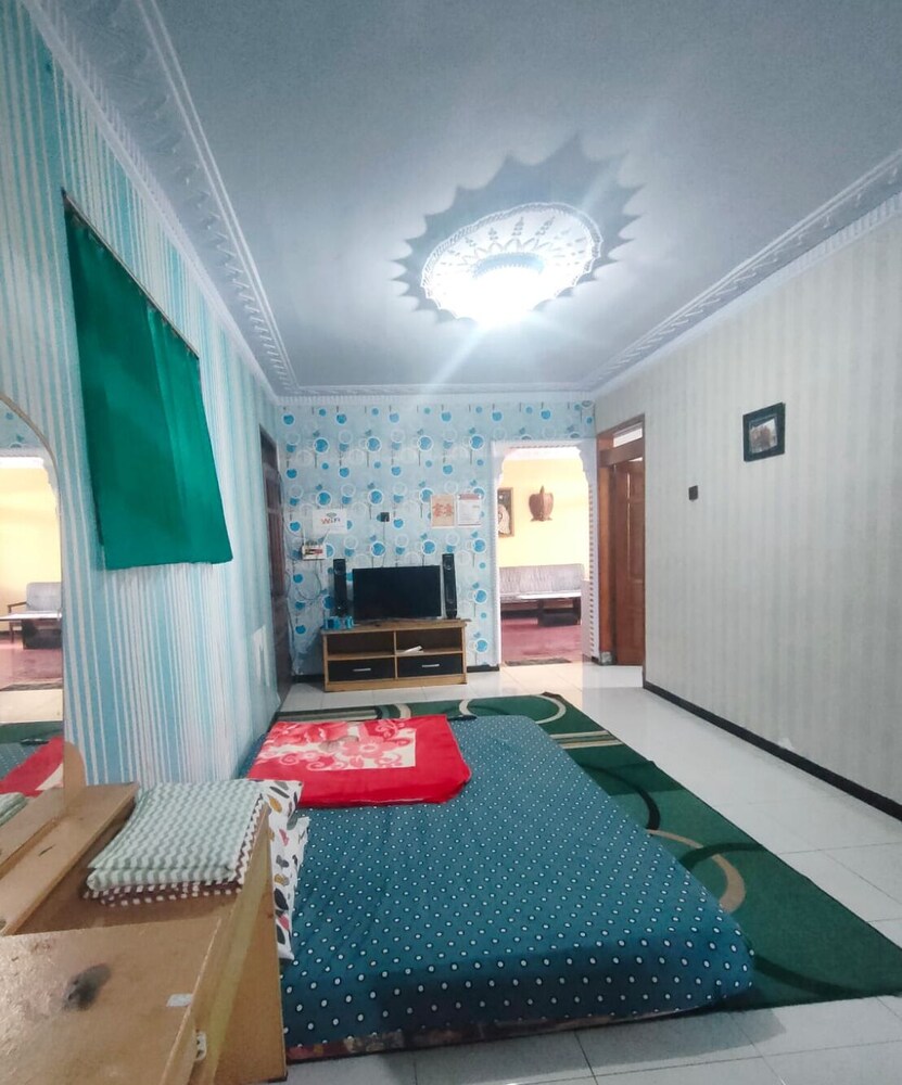 Photo 9